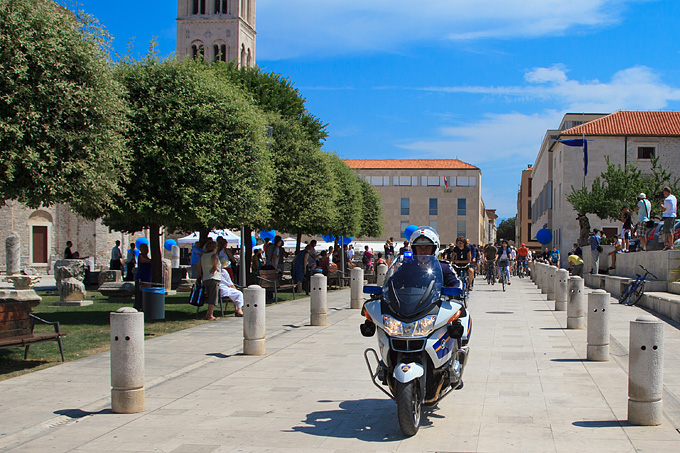 Image 892653 (auto) Image 892653 (auto)