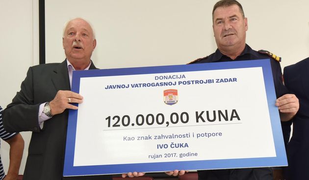 Ivo Čuka donirao 120 tisuća kuna Javnoj vatrogasnoj postrojbi Zadar