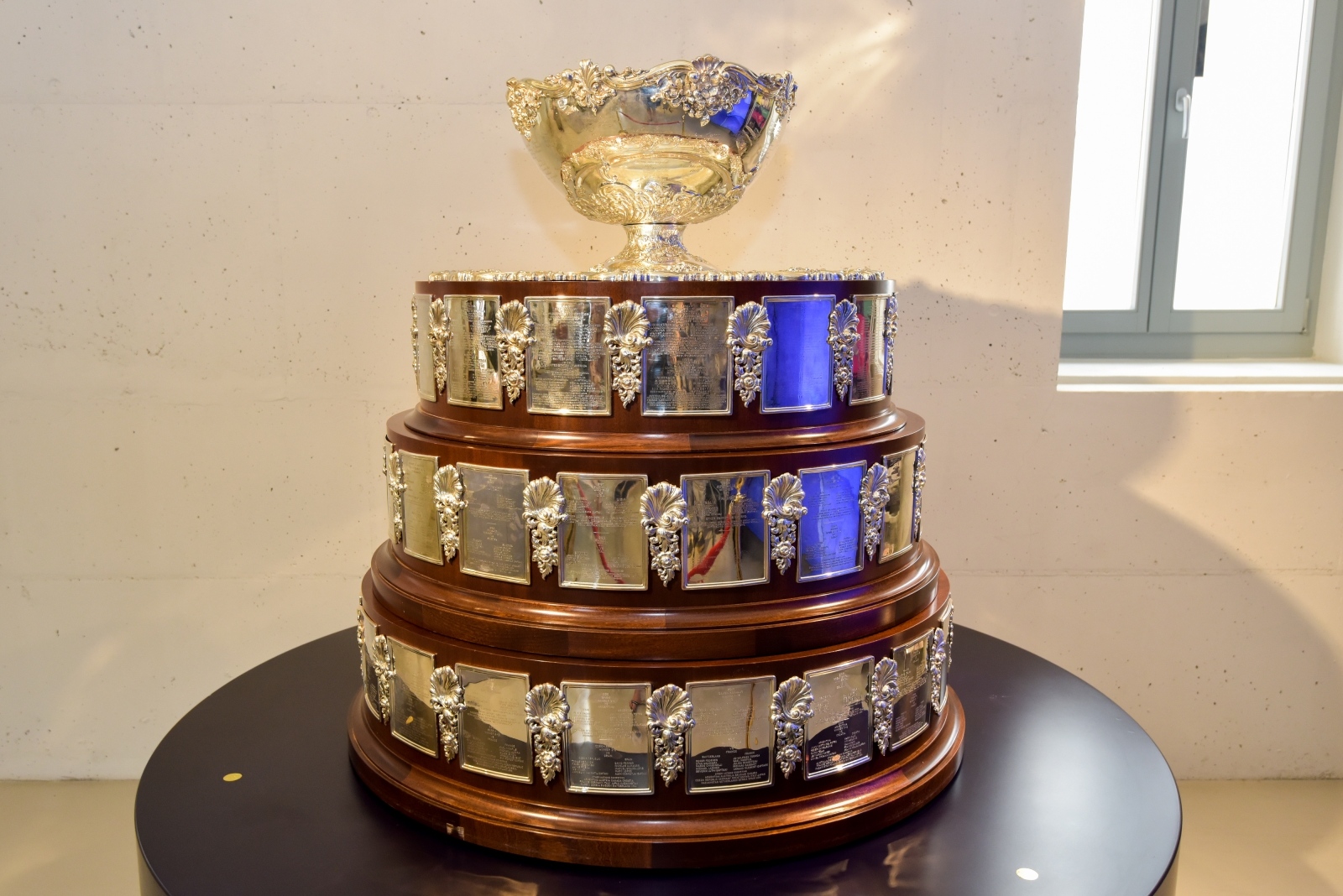 U Turističko informativnom centru predstavljen trofej Davis Cupa U Turističko informativnom centru predstavljen trofej Davis Cupa