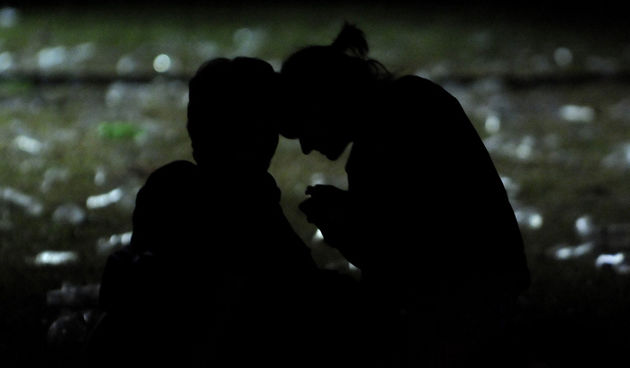 Zagreb, 240609.
Prva vecer T-mobile IN Music Festivala koji se odrzava na Jarunu na dvije pozornice. Kao zvijezde prve veceri nastupili su Lilly Allen, Kraftwerk, Franz Ferdinand na T-mobile stageu i Rokia Traore na Nokia stageu. 
Na fotografiji: ljubav n