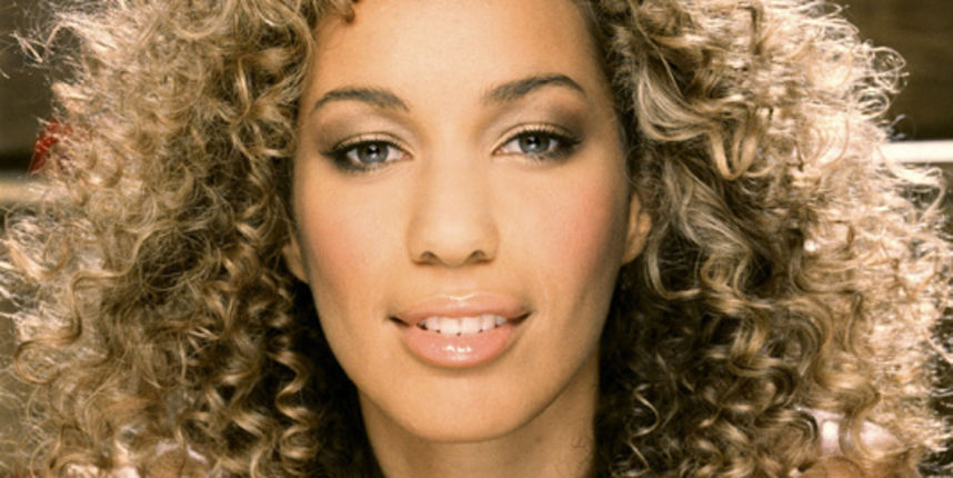 LEONA LEWIS.  (PRNewsFoto/J Records) (Newscom TagID: prnphotos061556)     [Photo via Newscom]