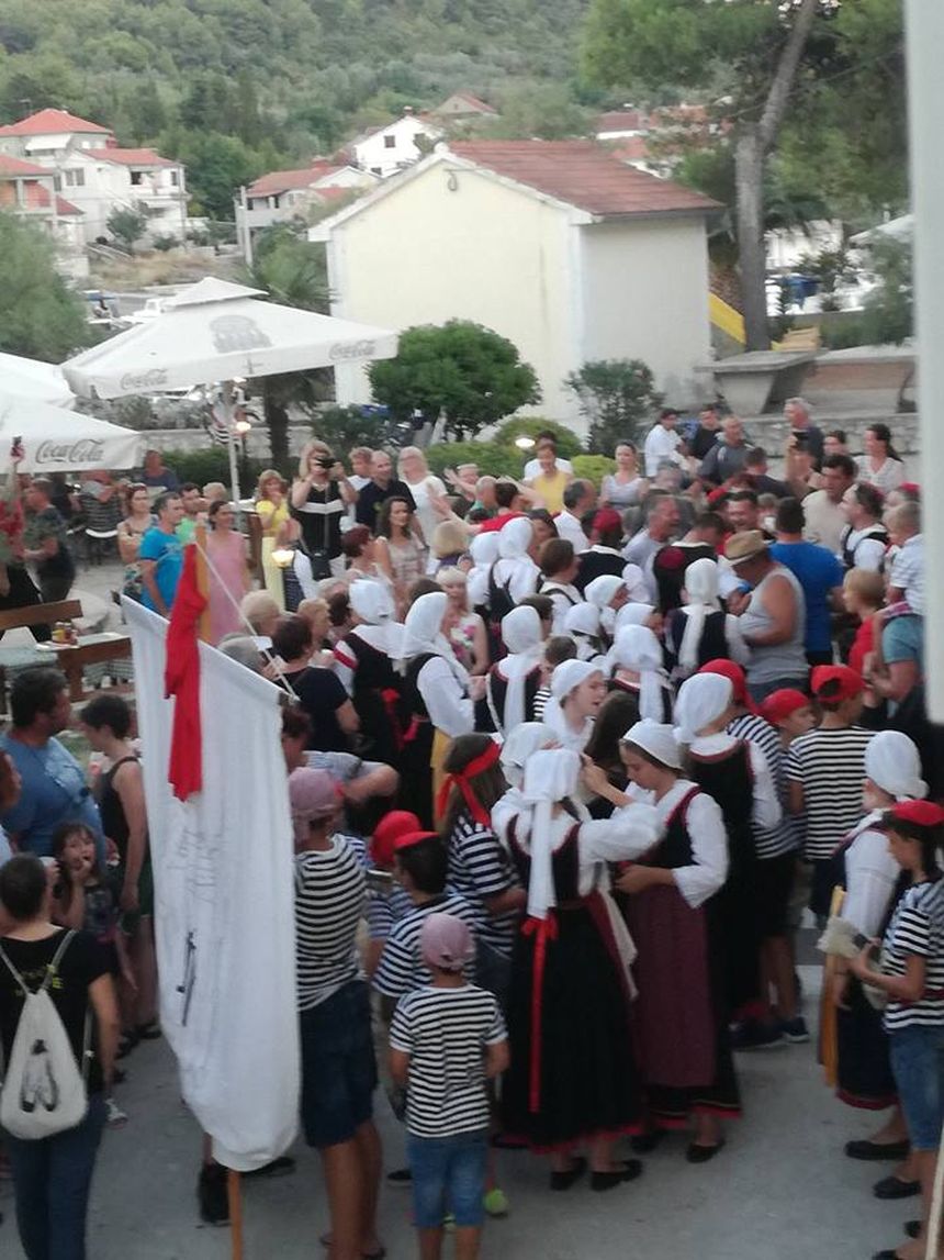 Ante Tonči Kulišić izabran za novog Iškog kralja Ante Tonči Kulišić izabran za novog Iškog kralja