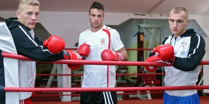 Luka Prtenjaca, Luka Plantic i Toni Filipi uz nadzor trenera Franje Grgica. Photo: Sanjin Strukic/PIXSELL