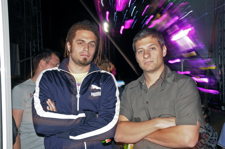 Vodice, 110611.
Obala Vladimira Natora.
Posljednja vecer CMC -a u Vodicama.
Na slici: Voditelji Gitak TV-a.
Foto: Marija Mihic / CROPIX