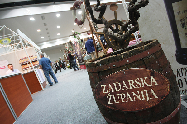 Otvoren 8. sajam “Eko etno Hrvatska” (foto:Saša Čuka) Otvoren 8. sajam “Eko etno Hrvatska” (foto:Saša Čuka)