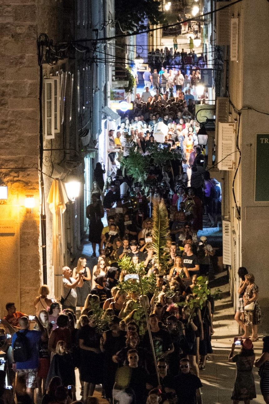 Paški Ljetni karneval 2017