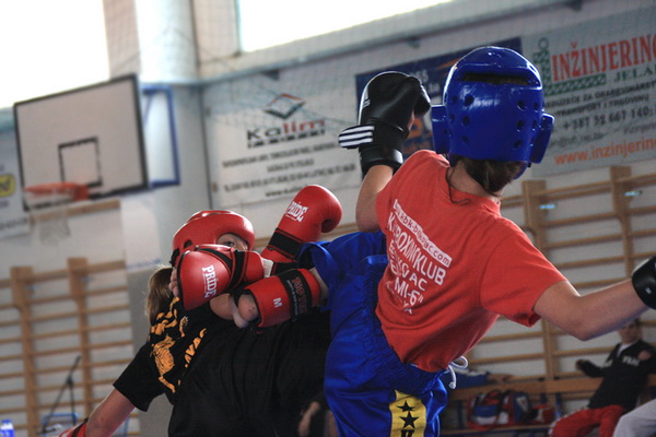 Kickbokseri KBK Benkovac nastupili u Tesnju (BIH), Foto: Sasa Cuka