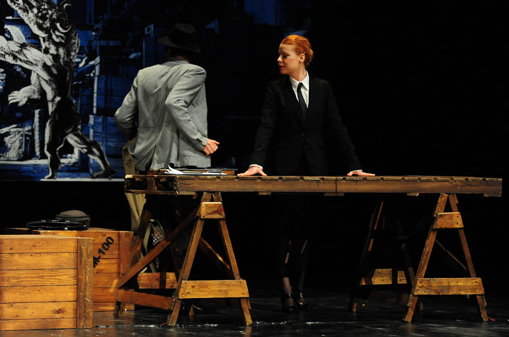 Zadar, 24.04.2013. snimio: Nenad Marčev 
dramska pretplata 
Kazalište PLAYDRAMA, Split 
Jeffrey Hatcher 
PICASSO 
redateljica: Nenni Delmestre 
igraju: Elvis Bošnjak, Lana Helena Hulenić 
Velika dvorana HNK Zadar