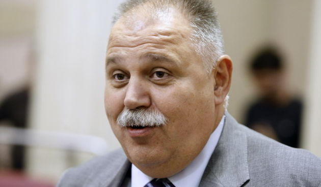 Zagreb, 191012.
Markov trg.
Nastavak redovite sjednice Sabora.
Na slici: Ivan Suker.
Foto: Goran Mehkek / CROPIX