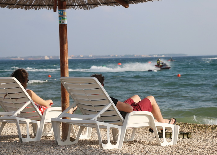 Vir: Slobodan trening na plaži Jadro pred utrke Alpe Adria Jest Ski Toura. Foto: Kažimir Škrbić/Virski list