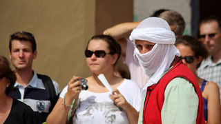 Vitezovi vranski na Narodnom trgu (foto:Saša Čuka) Vitezovi vranski na Narodnom trgu (foto:Saša Čuka)
