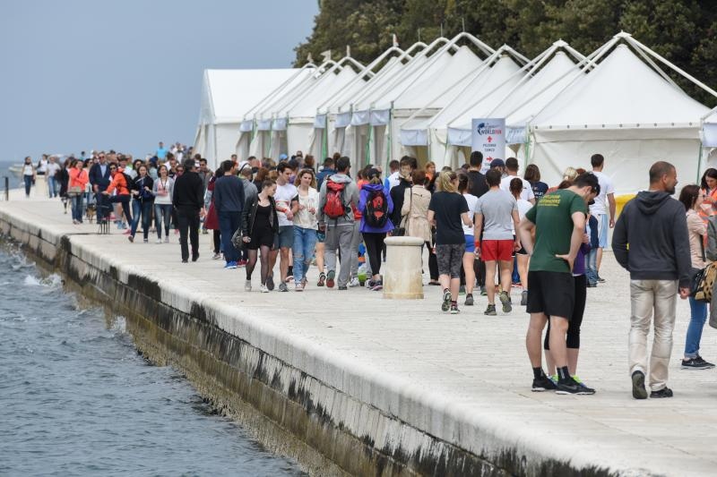Zadar: Okupljanje natjecatelja prije sportske utrke Wings for life world run 2015., Photo: Dino Stanin/PIXSELL