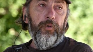 Zadarski beskucnici angazirani su na sadnji krumpira koji cini dio ponude pucke kuhinje u kojoj se i sami hrane. Photo: Dino Stanin/PIXSELL Zadarski beskucnici angazirani su na sadnji krumpira koji cini dio ponude pucke kuhinje u kojoj se i sami hrane. Photo: Dino Stanin/PIXSELL