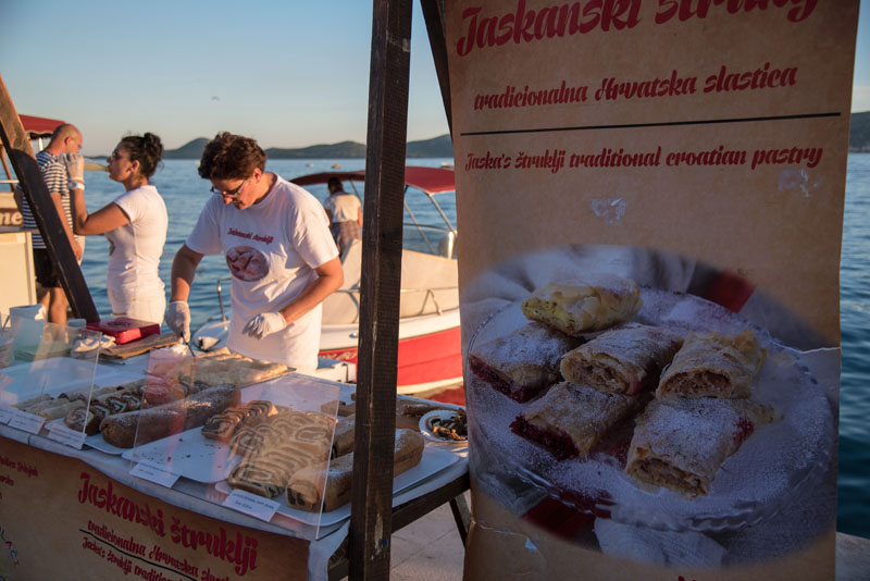 16. Biogradska noć privukla više od 20 tisuća posjetitelja . Photo: Vinko Pešić 16. Biogradska noć privukla više od 20 tisuća posjetitelja . Photo: Vinko Pešić