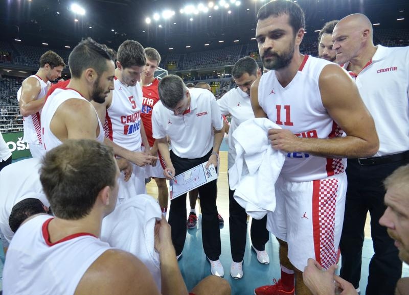Arena Zagreb, Zagreb – Pripremni turnir za EuroBasket 2015., Hrvatska – BiH. Photo: Igor Kralj i Marko Lukunic/PIXSELL Arena Zagreb, Zagreb – Pripremni turnir za EuroBasket 2015., Hrvatska – BiH. Photo: Igor Kralj i Marko Lukunic/PIXSELL