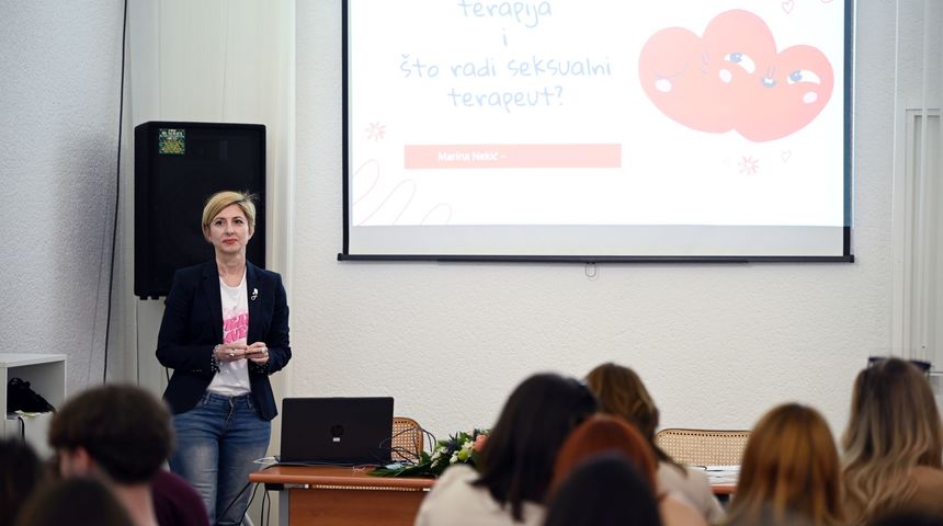 Donosimo dio atmosfere sa otvorenja XIII. Dana seksualnosti Donosimo dio atmosfere sa otvorenja XIII. Dana seksualnosti