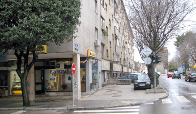 Image 1196441 (auto)