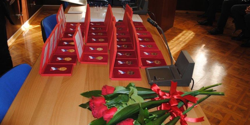 Svečani prijem za 28 darivatelja krvi u Zadarskoj županiji Svečani prijem za 28 darivatelja krvi u Zadarskoj županiji