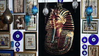 Brođanin Stanislav Hudi živi u kući koju je uredio u egipatskom stilu Brođanin Stanislav Hudi živi u kući koju je uredio u egipatskom stilu