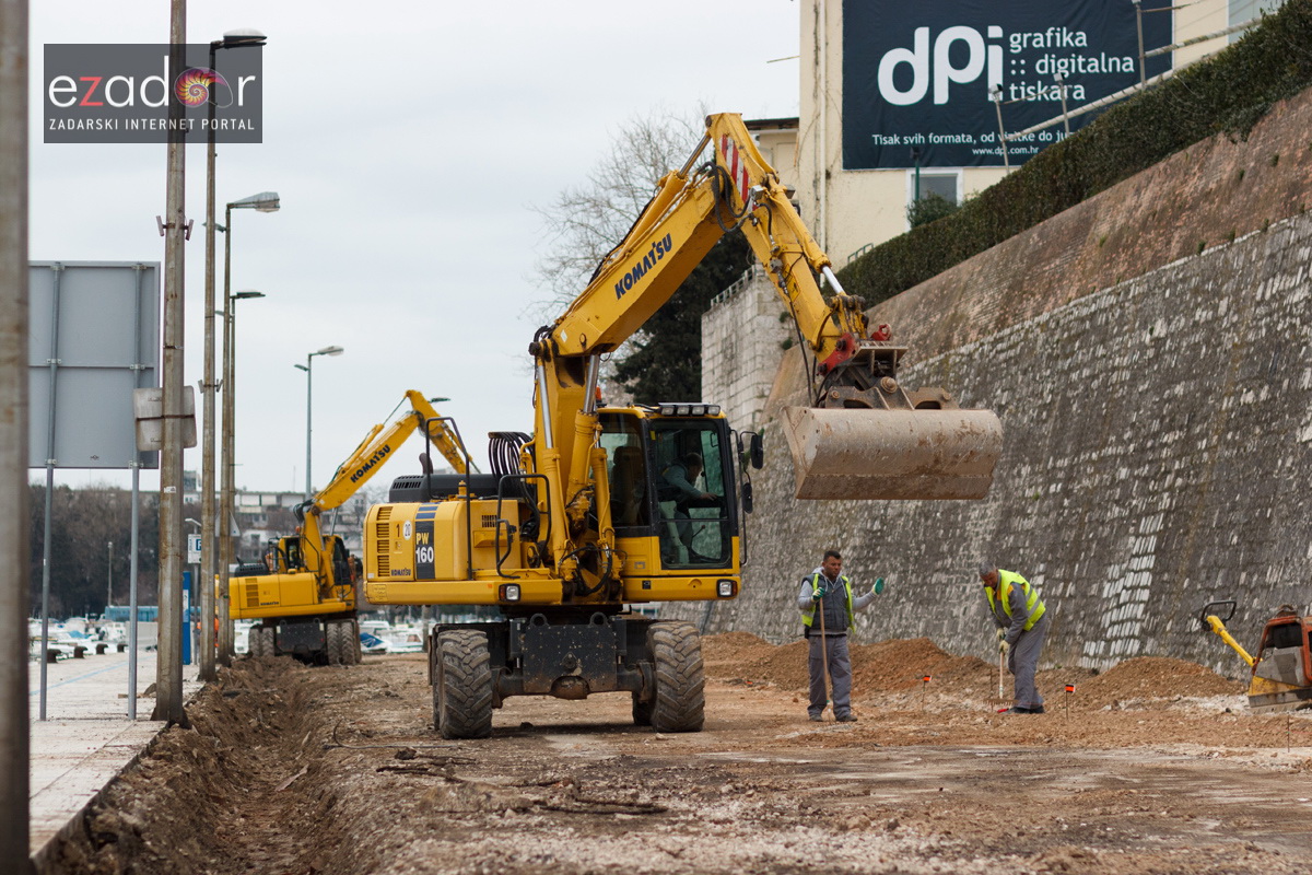 Đir po gradu, utorak 20. ožujka 2018. Radovi na rekonstrukciji kolnika- Obala kralja Tomislava