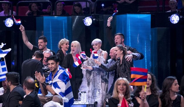 Nina Kraljić nastupa u završnici 61. Eurosonga pred više od 200 milijuna gledatelja