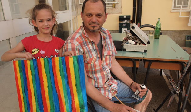 Prva likovna kolonija ‘Zmajević’ završena je u svom trodnevnom održavanju u nedjelju 28. svibnja u Nadbiskupskom sjemeništu ‘Zmajević’ u Zadru.