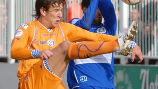 Image 1190245 (auto) Image 1190245 (auto)