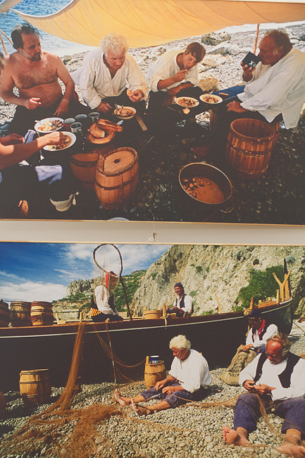 U Muzeju antičkog stakla otvorena je izložba fotografija ”Rota palagruzona” autora Ive Pervana i predavanje ”Falkuša – od Palagruže do Atlantika” profesora Joška Božanića, foto: Leo Banić U Muzeju antičkog stakla otvorena je izložba fotografija ”Rota palagruzona” autora Ive Pervana i predavanje ”Falkuša – od Palagruže do Atlantika” profesora Joška Božanića, foto: Leo Banić