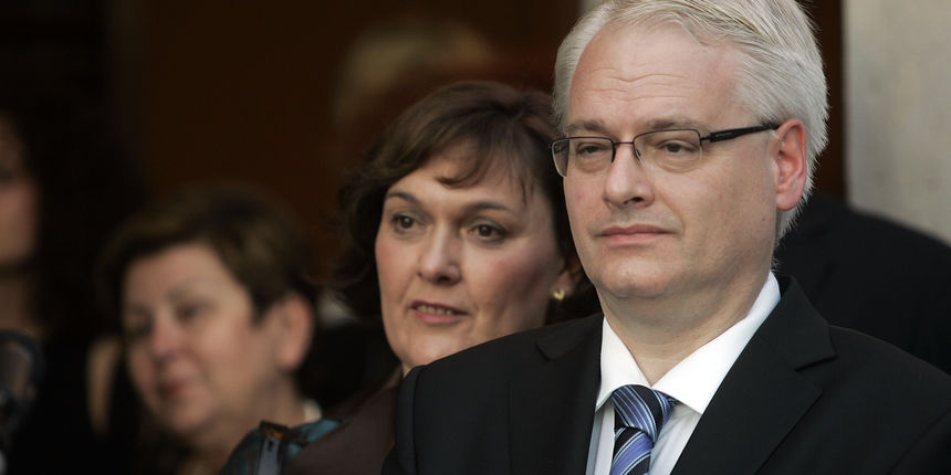 Ivo Josipovic u Bijeloj vili na svecanom prijemu ugostio je veleposlanike akreditirane u Republici Hrvatskoj od 5. do 6. lipnja 2010. godine. Predsjednik se prigodnim rijecima obratio veleposlanicima dok je od strane veleposlanika govorio spanjolski velep Ivo Josipovic u Bijeloj vili na svecanom prijemu ugostio je veleposlanike akreditirane u Republici Hrvatskoj od 5. do 6. lipnja 2010. godine. Predsjednik se prigodnim rijecima obratio veleposlanicima dok je od strane veleposlanika govorio spanjolski velep