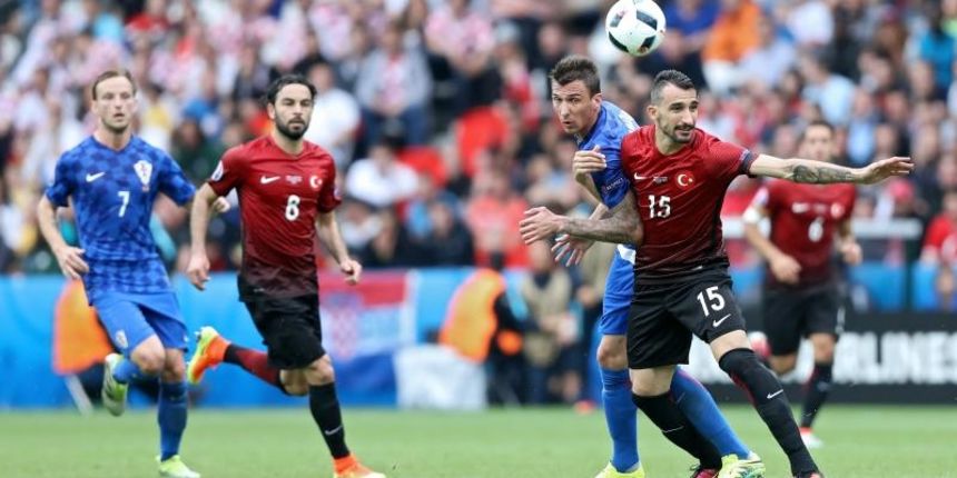 Stadion Park prinčeva u Parizu, UEFA EURO 2016., 1. kolo, skupina D, Turska – Hrvatska 0-1. Photo: Sanjin Strukic/PIXSELL Stadion Park prinčeva u Parizu, UEFA EURO 2016., 1. kolo, skupina D, Turska – Hrvatska 0-1. Photo: Sanjin Strukic/PIXSELL
