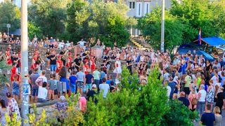 Image 5793687 (auto) Image 5793687 (auto)