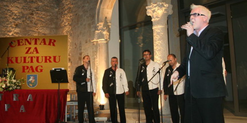 Klape – Smotra Pag (Foto: Josip Portada) Klape – Smotra Pag (Foto: Josip Portada)