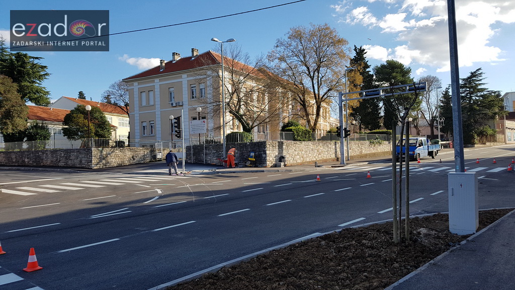 Završna faza radova na rekonstrukciji križanja u Vruljici Završna faza radova na rekonstrukciji križanja u Vruljici