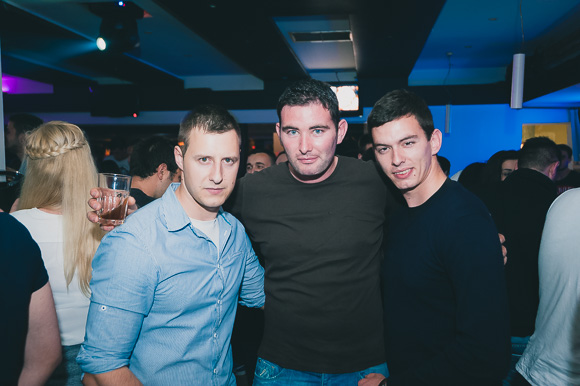 Zadarska večer s Ivicom Sikirićem Ićom u Hitch baru, 8.5.2015. (Foto: Ivan Toman) Zadarska večer s Ivicom Sikirićem Ićom u Hitch baru, 8.5.2015. (Foto: Ivan Toman)