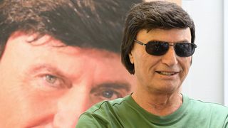 U Croatia Records-u odrzana je promocija novog albuma pjevaca Duska Lokina. U Croatia Records-u odrzana je promocija novog albuma pjevaca Duska Lokina.