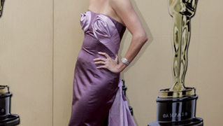 82. Red Carpet Oscara (oscar.go.com)