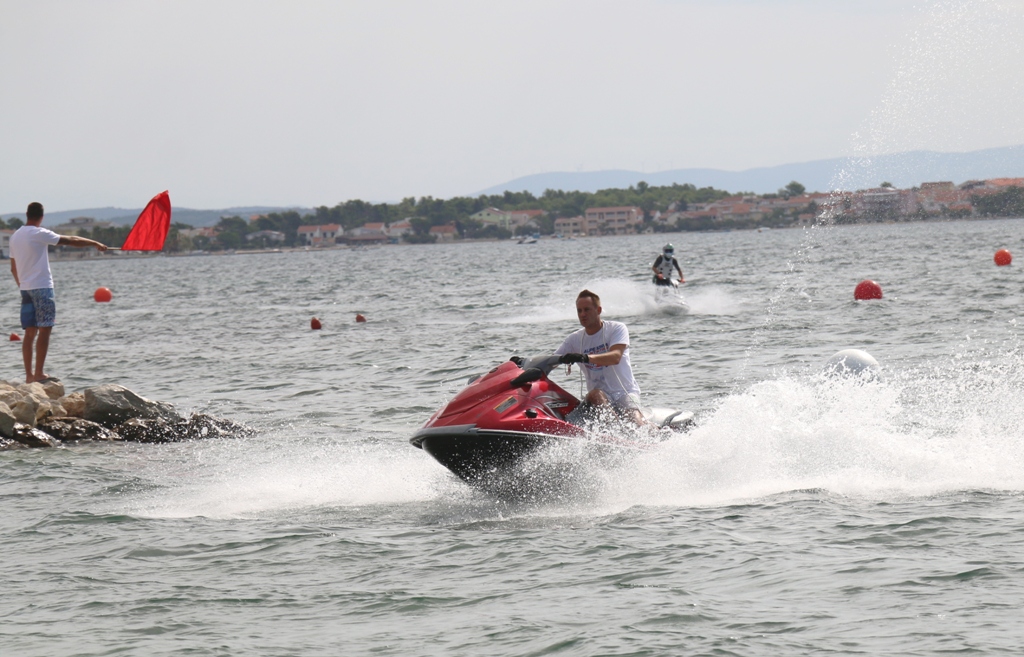 Alpe Adria Jet Ski Tour na Viru Alpe Adria Jet Ski Tour na Viru