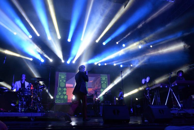 Druga vecer 10. INmusic festivala, najveceg open-air festivala u Hrvatskoj na kojem nastupaju svjetski poznati izvodjaci. Nastup britanske pjevacice Elly Jackson i njene electro pop atrakcije La Roux. Photo: Marko Lukunic/PIXSELL Druga vecer 10. INmusic festivala, najveceg open-air festivala u Hrvatskoj na kojem nastupaju svjetski poznati izvodjaci. Nastup britanske pjevacice Elly Jackson i njene electro pop atrakcije La Roux. Photo: Marko Lukunic/PIXSELL