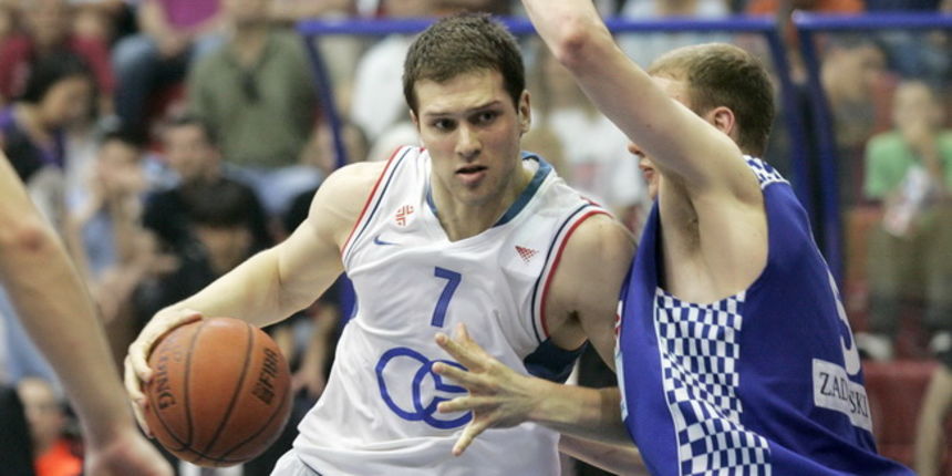 Zagreb, 050610. KC Drazen Petrovic. Trg Drazena Petrovica 3. 3. kosarkaska utakmica finala doigravanja izmedju Cibone i Zadra. Na slici: Bojan Bogdanovic. Foto: Goran Mehkek / CROPIX