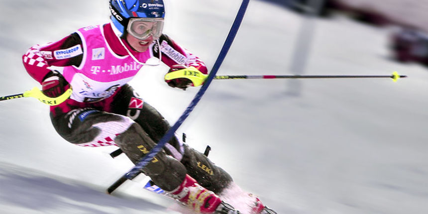 Ana Jelušić Ana Jelušić