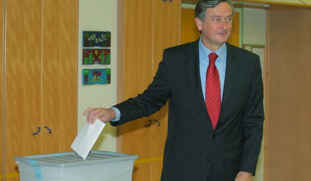 LJUBLJANA SLOVENIJA 21.9.2008 DANILO TURK VOLITVE DZ 2008 FOTO JOZE SUHADOLNIK/DELO