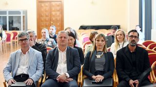 Plemeniti metali i vješte ruke: umjetnost i obrt od srednjeg vijeka do modernog doba