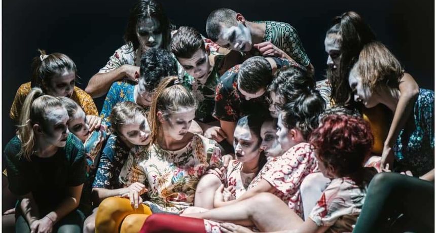 Drama plus u ocekivanju godota Drama plus u ocekivanju godota