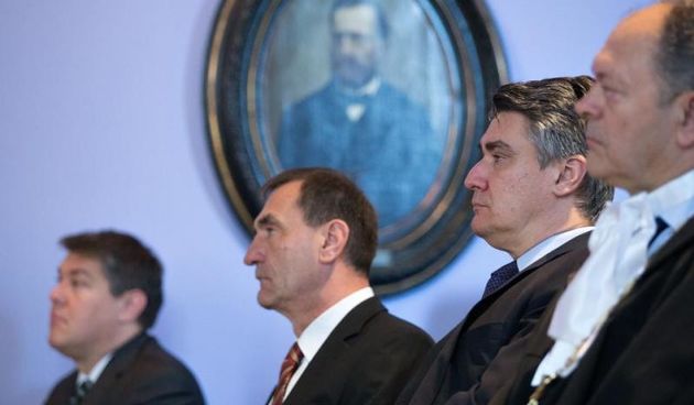 03.11.2015., Zagreb – U auli Rektorata Sveucilista povodom Dana Sveucilista u Zagrebu odrzana svecana sjednica Senata. Boris Lalovac, Nenad Stazic, Zoran Milanovic. Photo: Davor Puklavec/PIXSELL