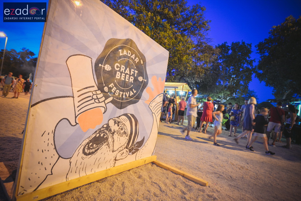 Zadar Craft Beer festival 2017 na zadarskoj rivi Zadar Craft Beer festival 2017 na zadarskoj rivi
