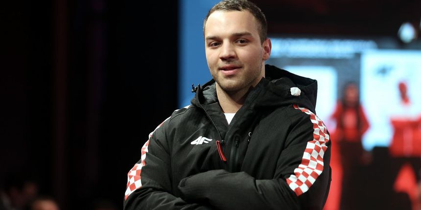 Benedikt Nikaplj Benedikt Nikaplj