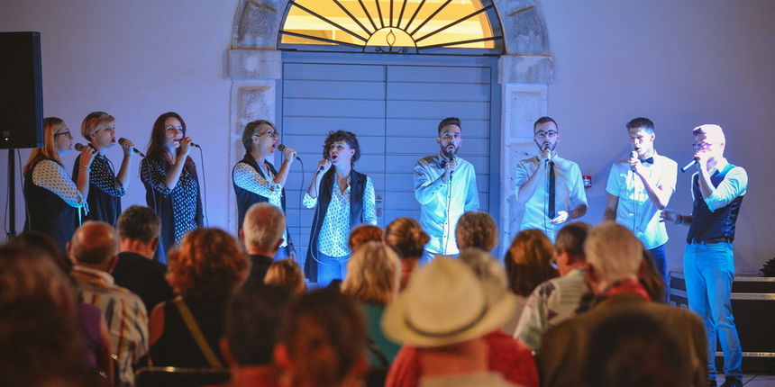 A.K.A. Crescendo @ Atrij palače Cedulin