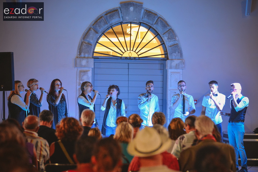 A.K.A. Crescendo @ Atrij palače Cedulin