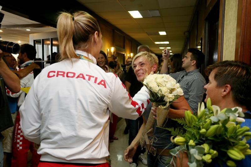 Hrvatski olimpijci svečano dočekani na Plesu. Sandra Perković, Šime Fantela, Igor Marenić, Tonči Stipanović. Photo: Dalibor Urukalovic/PIXSELL Hrvatski olimpijci svečano dočekani na Plesu. Sandra Perković, Šime Fantela, Igor Marenić, Tonči Stipanović. Photo: Dalibor Urukalovic/PIXSELL