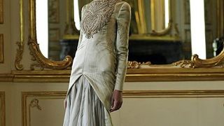 Alexander McQueen jesen/zima 2010/2011 – posljednja kolekcija (Vogue.de)